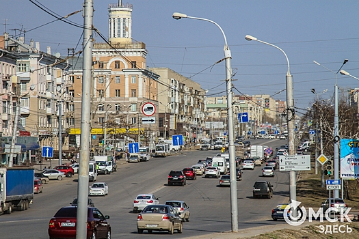 Заезжать на Ленинградский мост станет безопаснее