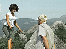 РЕН ТВ: Актрису Наталью Варлей срочно прооперировали в Москве