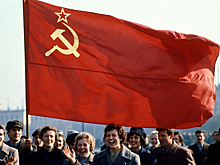 Бывшие хозяева российских регионов ушли в тень после запрета КПСС