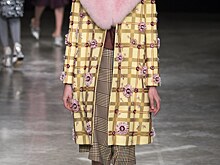 Мэри Катранзу показала модную сказку