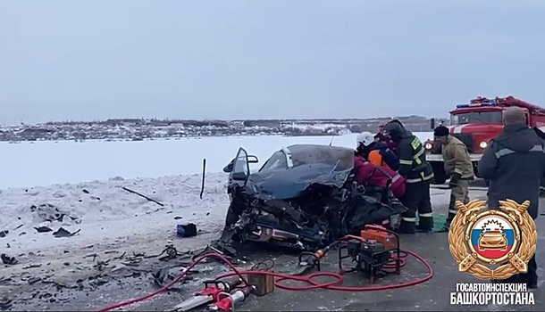 При столкновении трех авто на трассе «Оренбург-Уфа» пострадали 7 человек