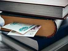 Водитель такси спас пенсионерку от мошенников