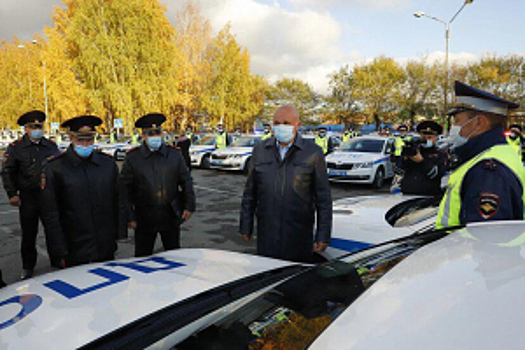 В Кемеровской области полицейские получили новые служебные автомобили и мотоциклы