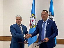 Романов и Воронов подписали соглашение о сотрудничестве Ноябрьска и Нового Уренгоя