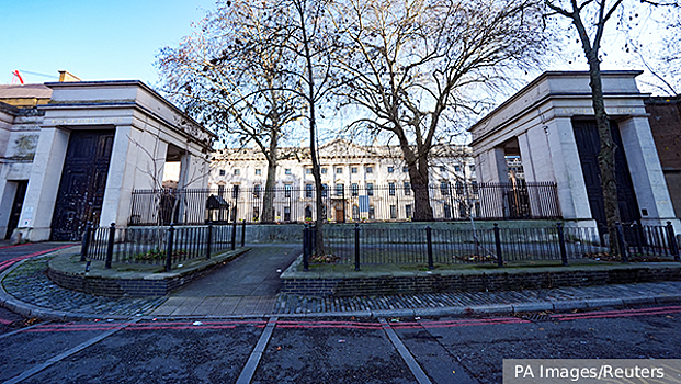 The Telegraph: Секретная комната посольства КНР в Лондоне окажется в метре от британских кабелей связи