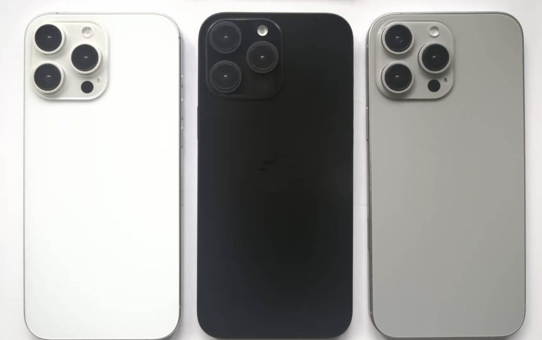 Инсайдер показал три варианта расцветки iPhone 16 Pro на фото