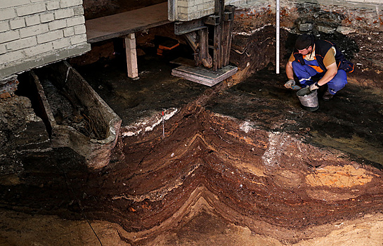 В Пскове найдено выдолбленное в известковой скале убежище