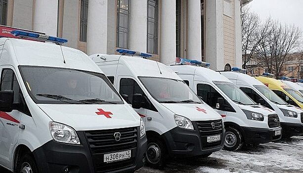 В Кировской области автопарк Единой службы скорой помощи пополнился новыми автомобилями