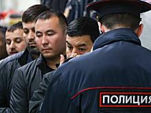 Бардак с мигрантами в стране начался 10 лет назад, сейчас попытаются их «оцифровать», как птиц перелетных