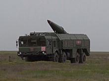 Расчеты «Искандер-М» ВС Белоруссии обучились применению тактических спецбоеприпасов на полигоне ЮВО в России