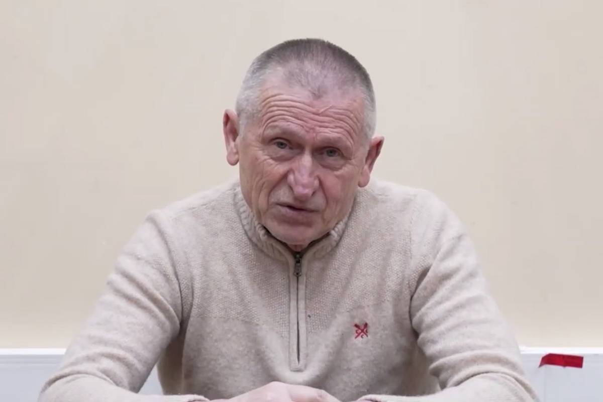 Допрос пытавшихся убить генерала Алексеева пенсионеров попал на видео