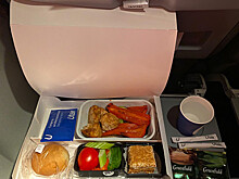 Utair начинает продажу пирожков и булочек на рейсах авиакомпании