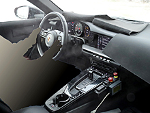 Появились фотографии интерьера следующего Porsche 911