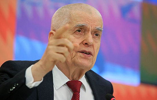 Онищенко предложил ввести в России шестидневную рабочую неделю