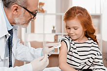 9 главных мифов о прививках: комментируют врачи и родители
