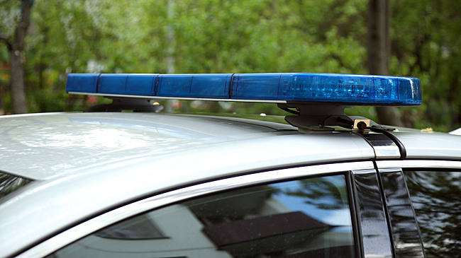 Монах открыл огонь в доме возлюбленной и похитил ее