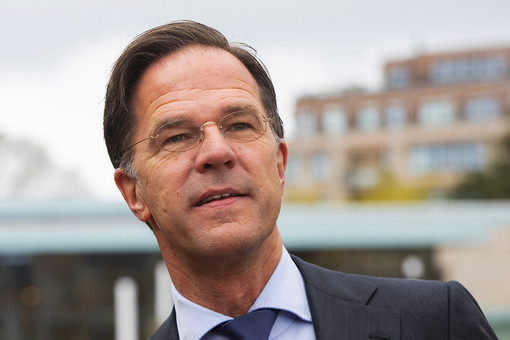 Премьер-министр Нидерландов Рютте подал прошение об отставке правительства