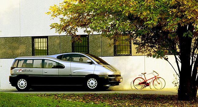 Как BMW и Ital Design вместе создавали минивэн