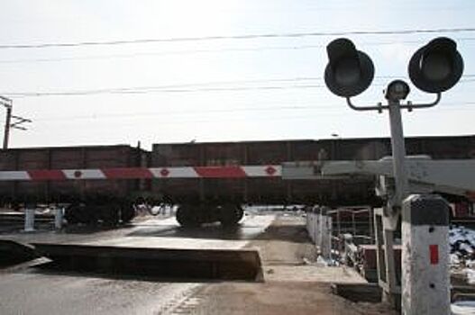 В Курганской области железнодорожник погиб при столкновении локомотива с вышкой