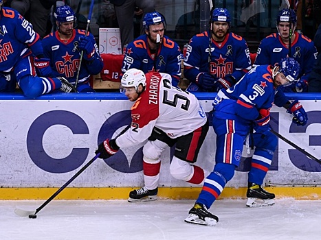 Омский «Авангард» проиграл третий матч подряд с начала чемпионата КХЛ