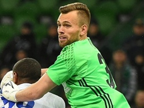 Александр Гутор перешел в «Тосно»