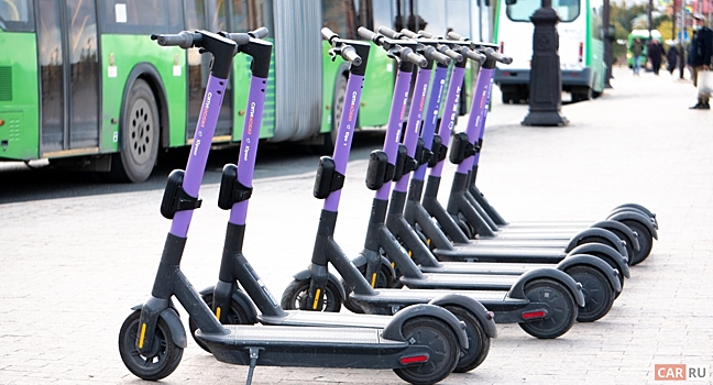 Нужно ли в России получать права на вождение электросамокатом