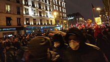 Практика незаконных митингов по всему миру должна быть профессионально изучена в России