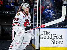 Обладатель Кубка Стэнли вратарь Броссуа забросил шайбу в матче АХЛ