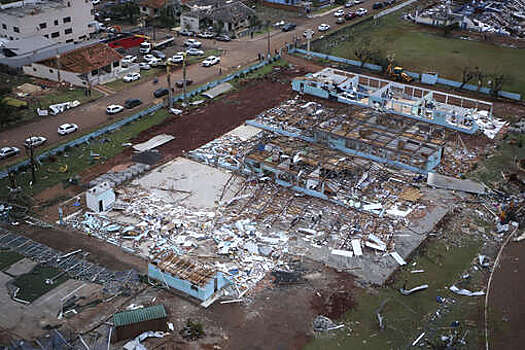 Более 700 человек пострадали из-за торнадо в Бразилии