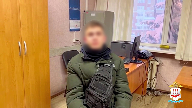 В Саранске полицейские задержали курьера аферистов, забравшего почти 3 млн рублей у пяти пенсионерок