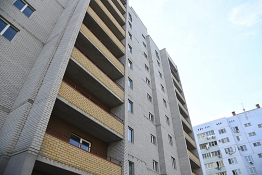 «Готовы фундамент и первый этаж»: в Ноябрьске возводят ещё одну новостройку под переселение