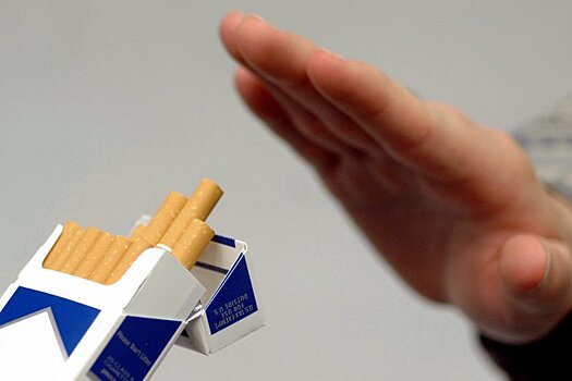 Во Всемирный день отказа от курения саратовские полицейские призвали горожан к здоровому образу жизни