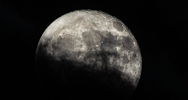 Спрятанный за Луной спутник превратился в телескоп