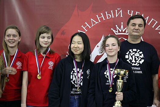 Воспитанники ГБПОУ “Воробьевы горы” завоевали четыре комплекта медалей на командном первенстве России по шахматам