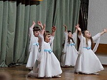 На сцене зала Кубанского казачьего хора выступили «солнечные» дети