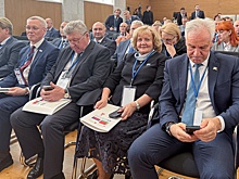 Спикер уральского парламента участвует в обсуждении путей развития России и Беларуси