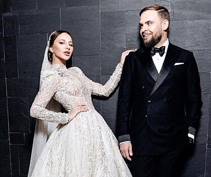 Ради свадьбы с бизнесменом Анна Калашникова сделала себе грудь пятого размера