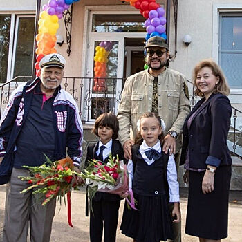 1 сентября: как звезды российского шоу-бизнеса провожают детей в школу