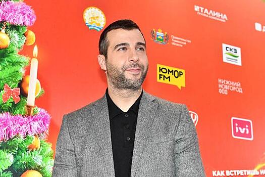 Снежные заносы и увольнение из-за стихов Хармса: какие петербургские проблемы высмеял Ургант