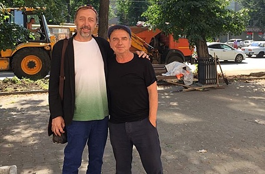 «Уходил под аплодисменты»: Шахрин помирился с соседями Коляды, которые были против газона на Ленина