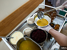 Пациенты пожаловались на качество еды в тюменской больнице. «Как свиньям готовят!»