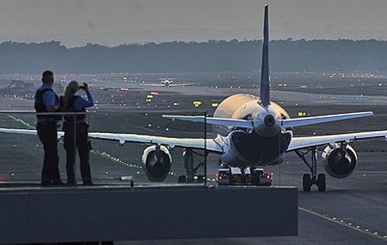 DPA: работу аэропорта Ганновера приостанавливали из-за дрона