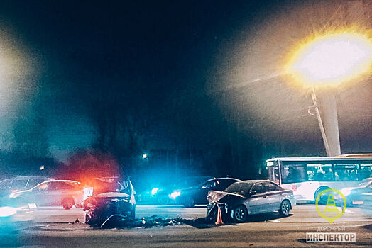 Лобовое столкновение произошло на Таллинском шоссе, есть пострадавшие