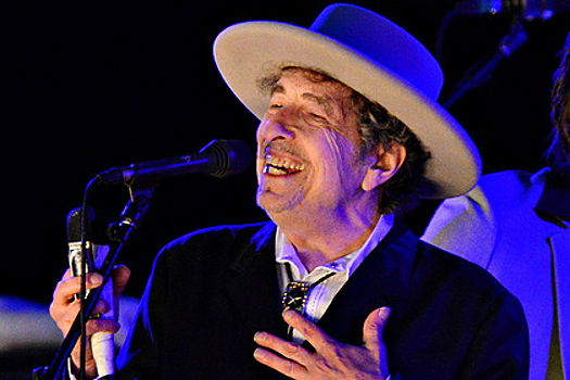Альбом Боба Дилана в девятый раз возглавил британский хит-парад