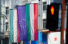 Венгерский форинт упал на новостях о возможных санкциях Евросоюза