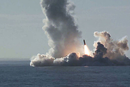МБР "Булава" морского базирования приняли на вооружение ВС России