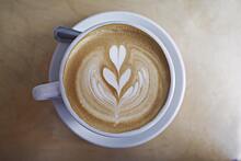Чем полезен для здоровья кофе с молоком