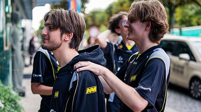 NAVI обыграла Team Yandex и прошла в финал BLAST Slam VI по Dota 2