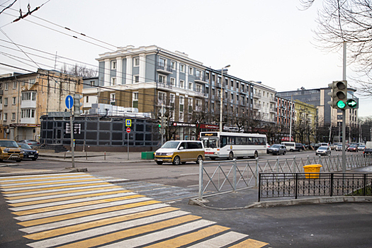 Дятлова рассказала, как изменятся хаотичные парковки на Театральной