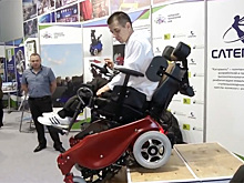 Коляску-вездеход для инвалидов за полмиллиона показали инноваторы